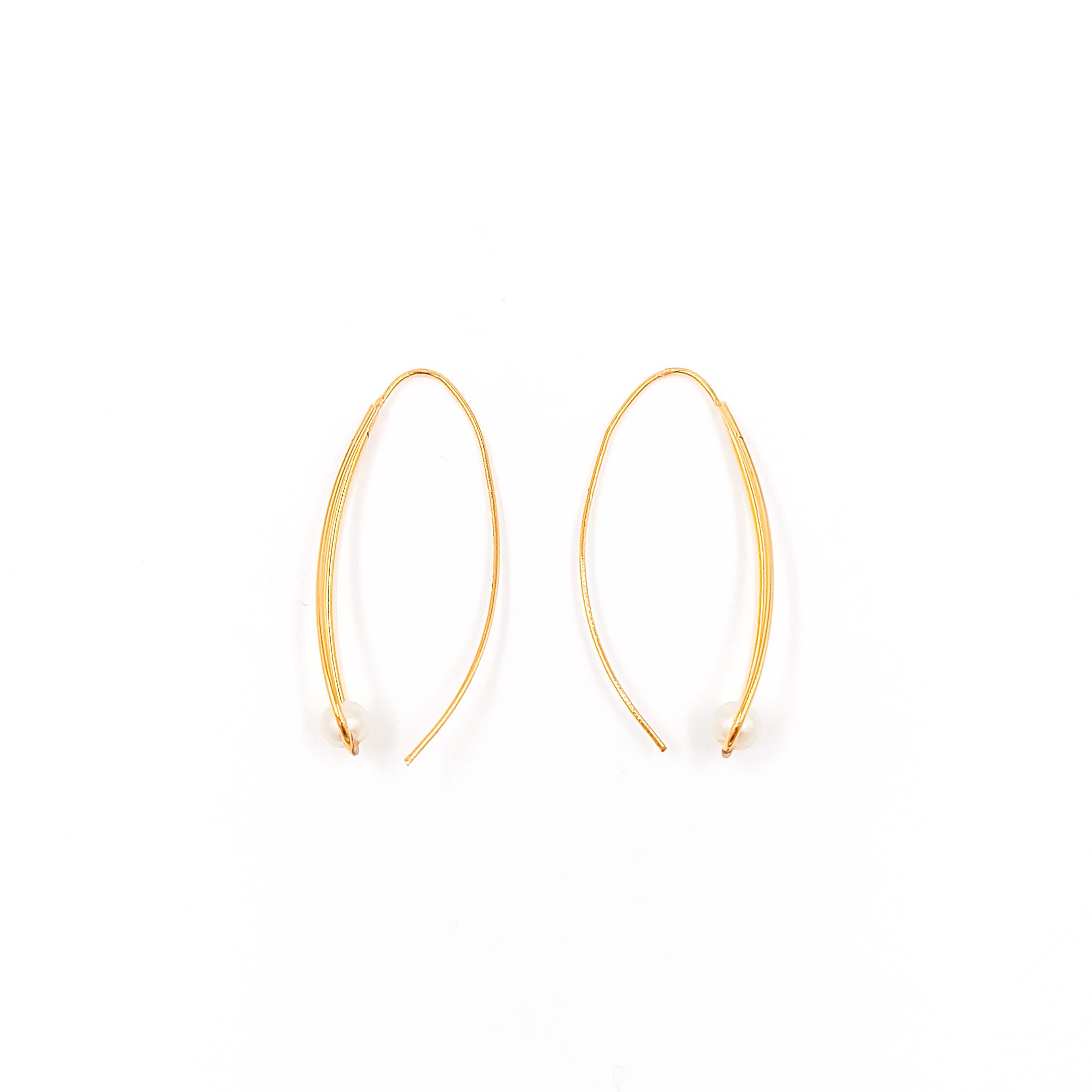 Earth's Pearl Teardrop Hoops